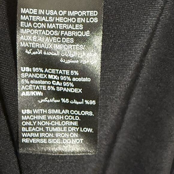 Chico’s Size 4 US XXL /20 Tunic Blouse Top Black Asymmetrical Hem Slinky Cowl - Picture 6 of 7